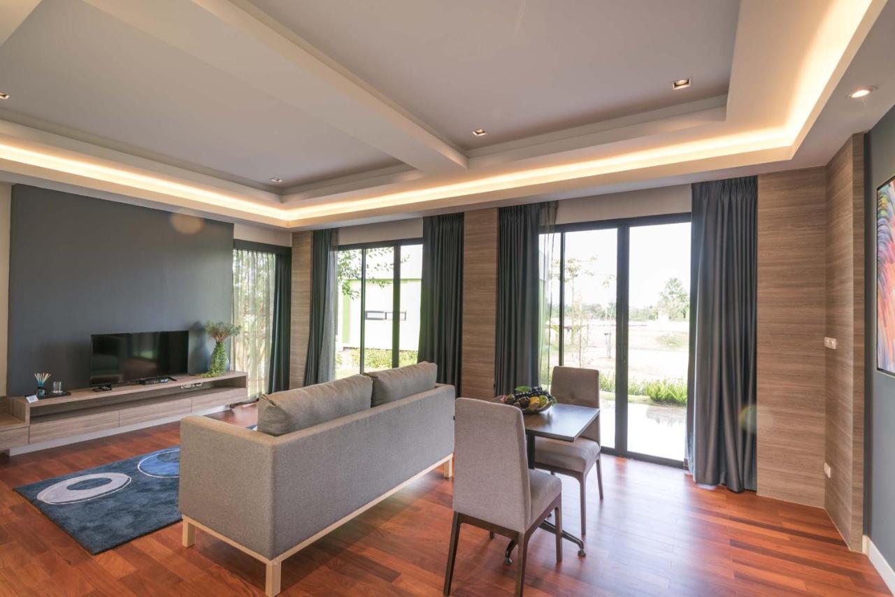 Green Ville Laguna Hotel Sung Noen Exterior foto